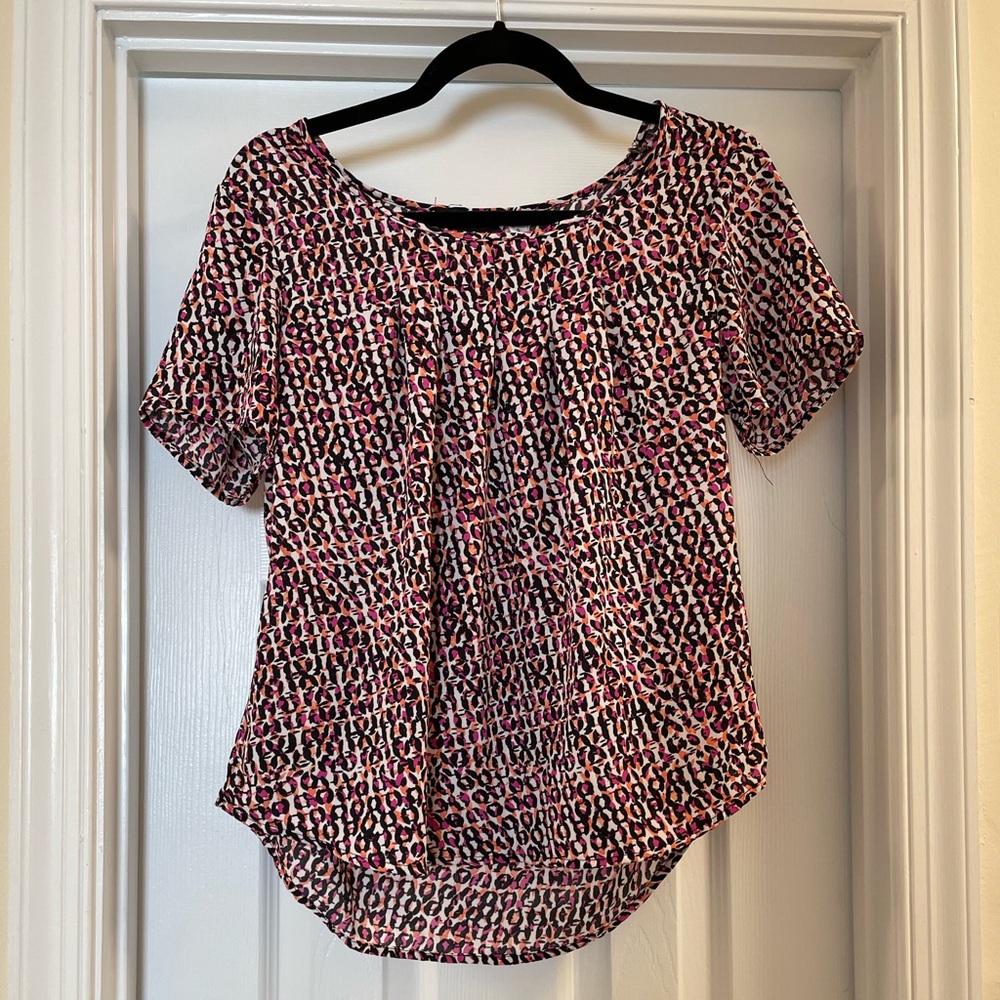 Notations short sleeve printed top with pleated neckline, Size S